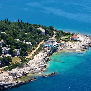 verudela-beach-villa-resort-pula-52100.pula-hotels.org/